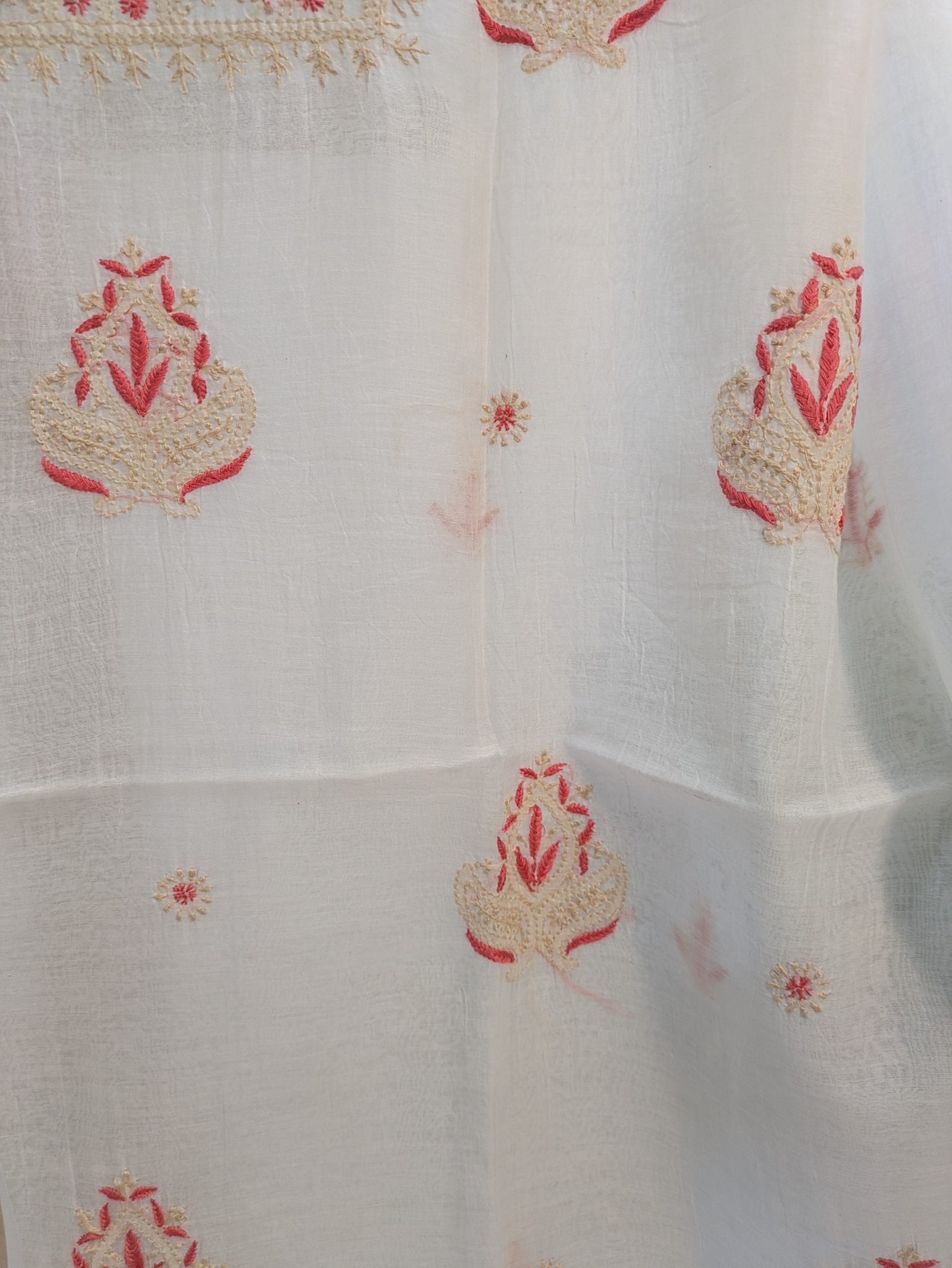 MUL COTTON CHIKANKARI KURTA SET - Image 4