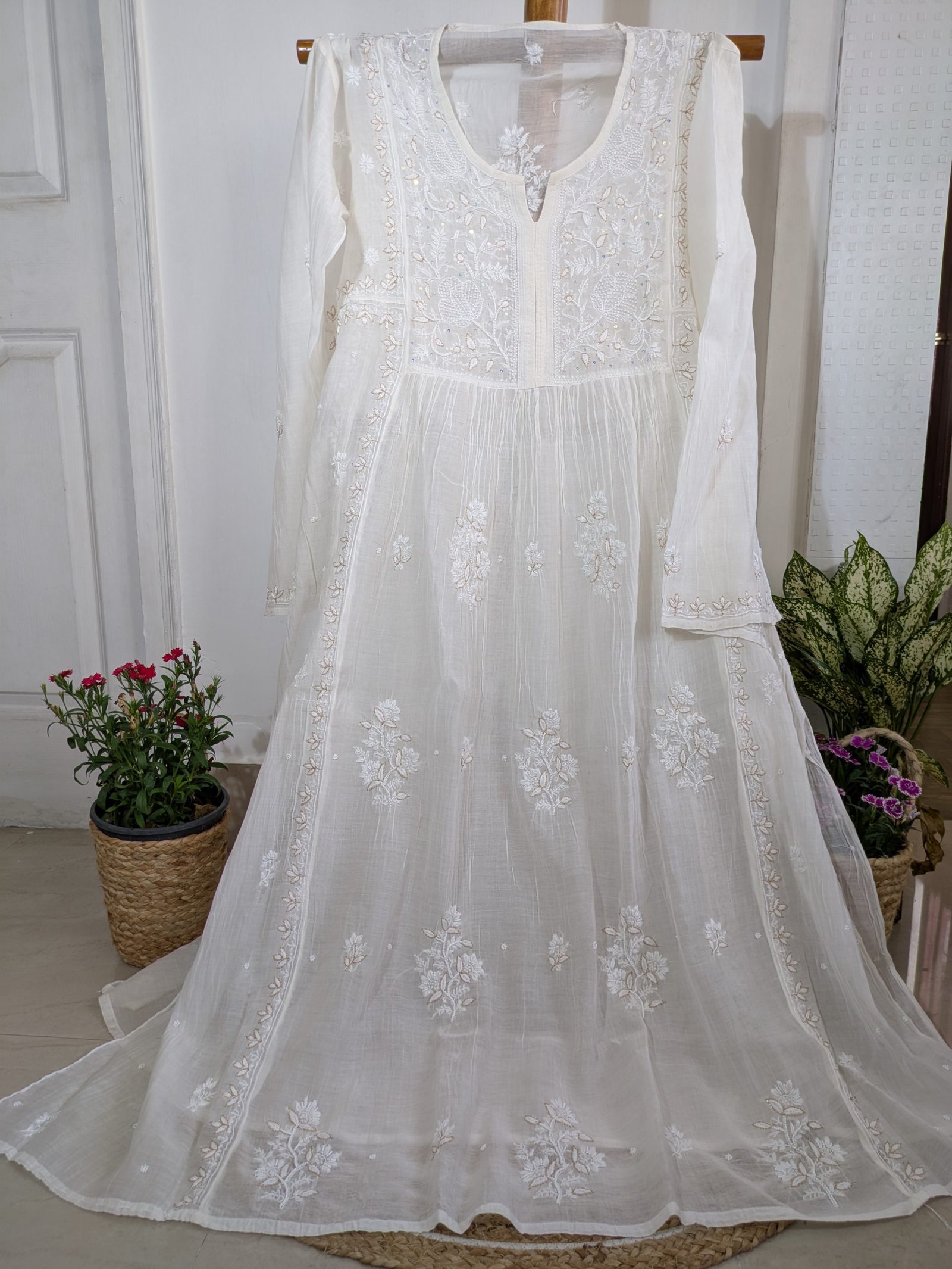 MUL CHIKANKARI SEMI-STITCHED KURTA WITH DUPATTA