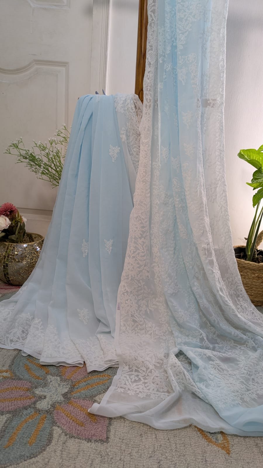 "AMBER" CHIKANKARI GEORGETTE SAREE - Image 5