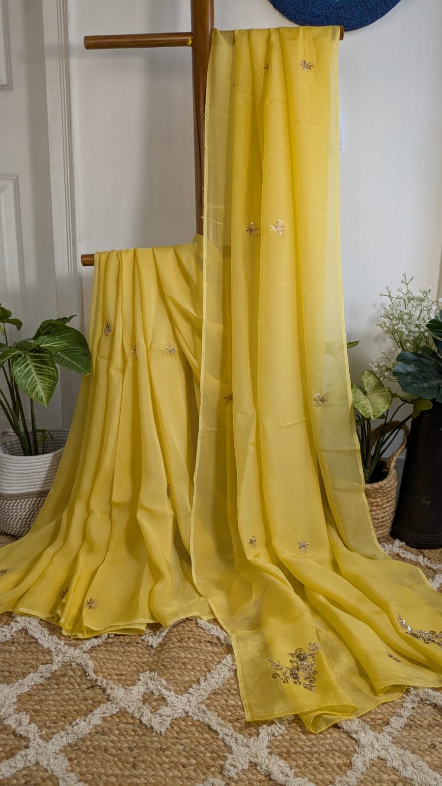 "SWARNA"ORGANZA SAREE ADORNED WITH ZARDOZI