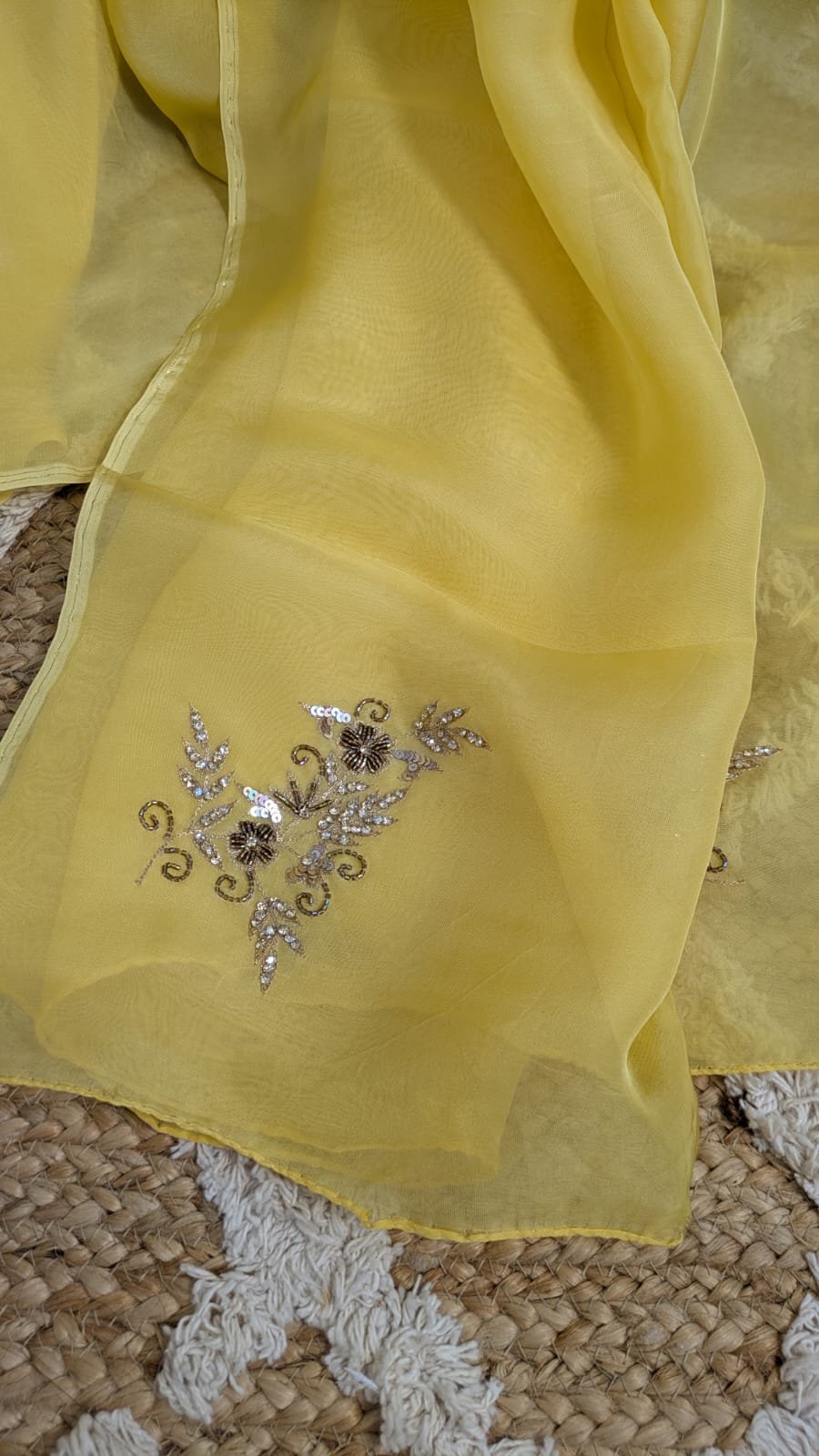 "SWARNA"ORGANZA SAREE ADORNED WITH ZARDOZI - Image 3