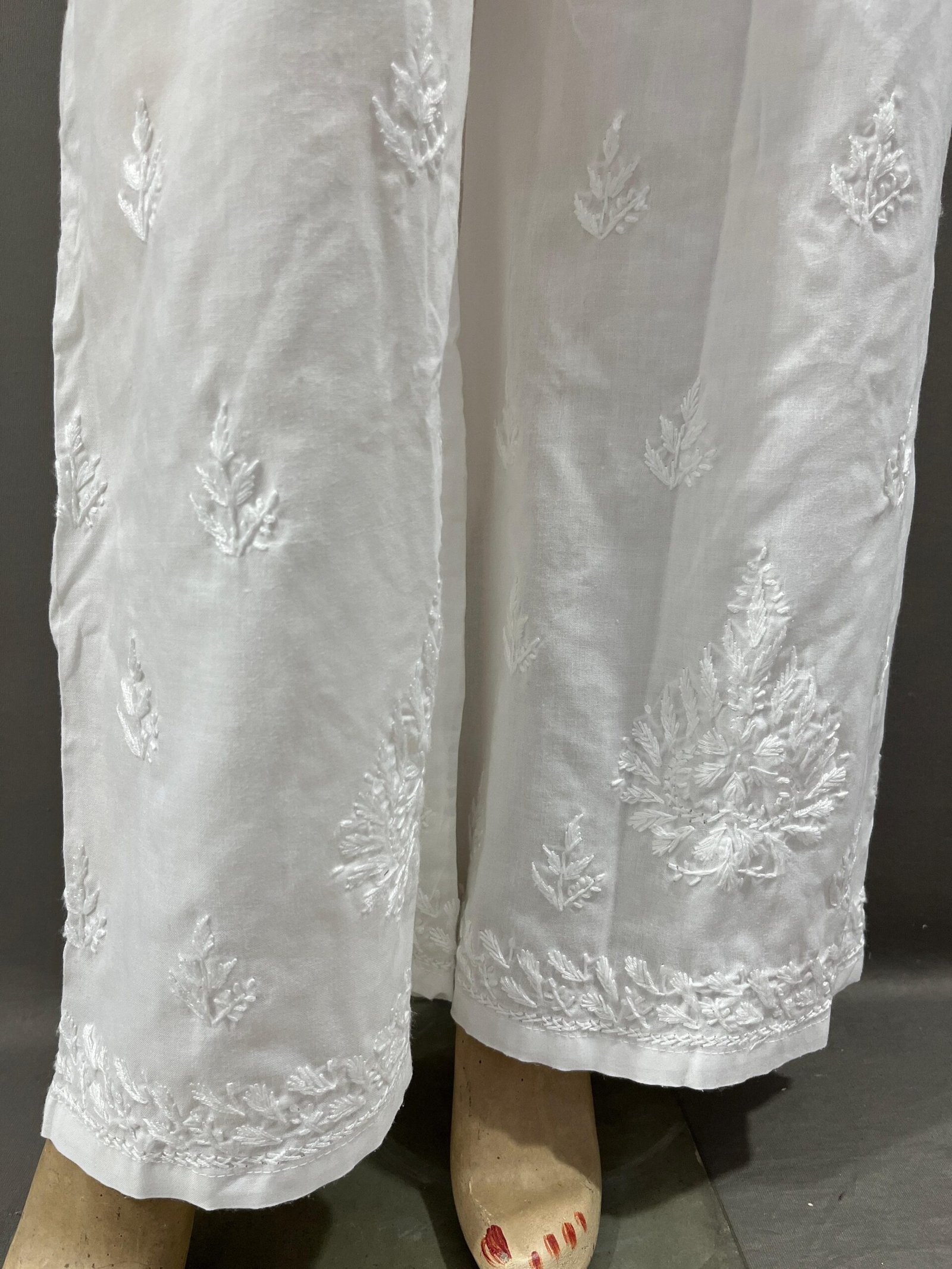 COTTON CHIKANKARI PANT - Image 4