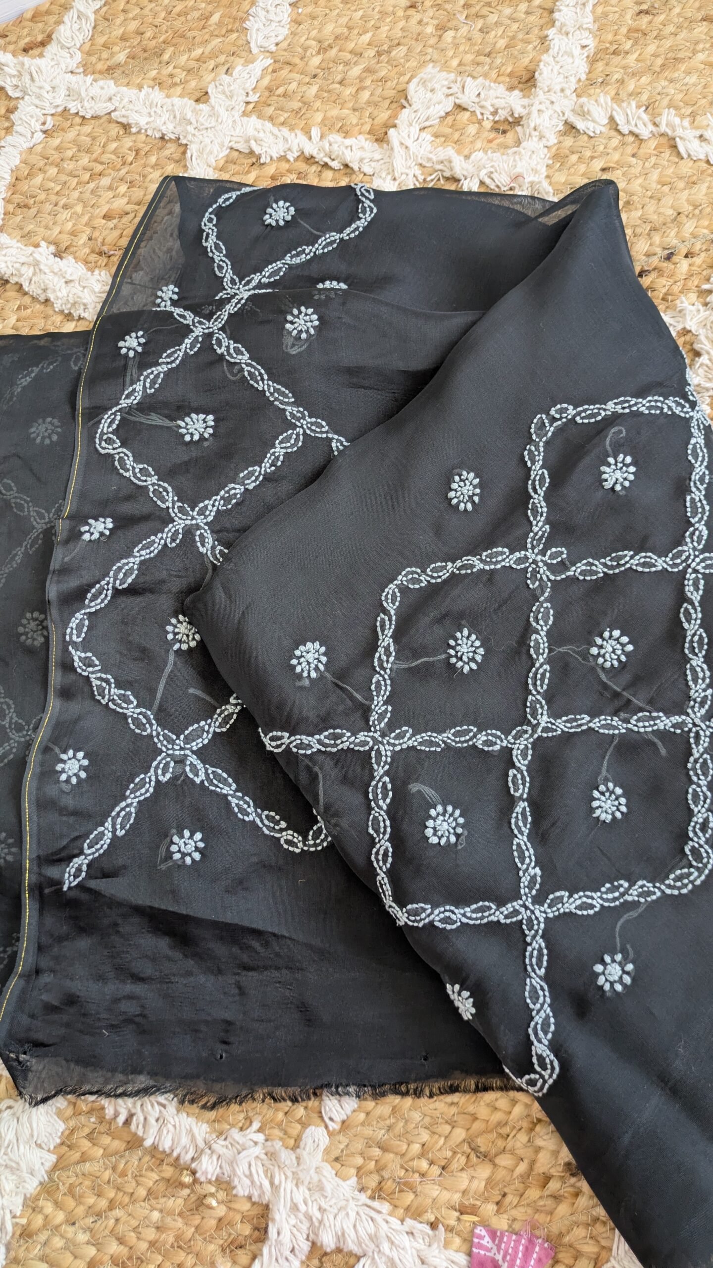"KAVERI" ORGANZA SILK CHIKANKARI SAREE - Image 3