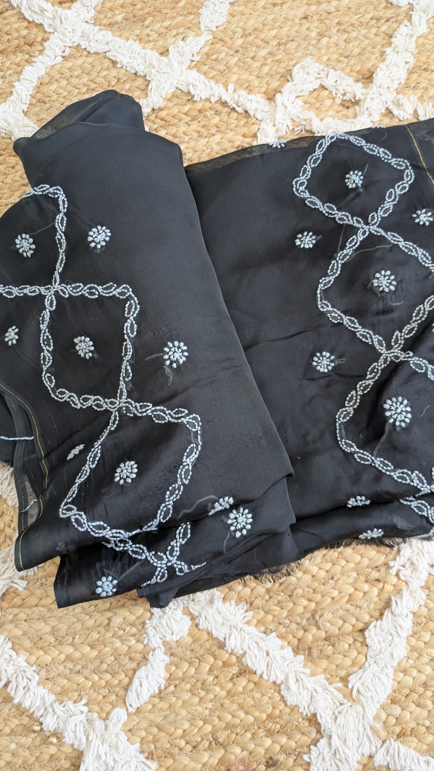 "KAVERI" ORGANZA SILK CHIKANKARI SAREE - Image 7