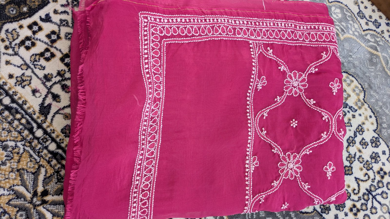 "Gulrang" organza silk chikankari saree - Image 2