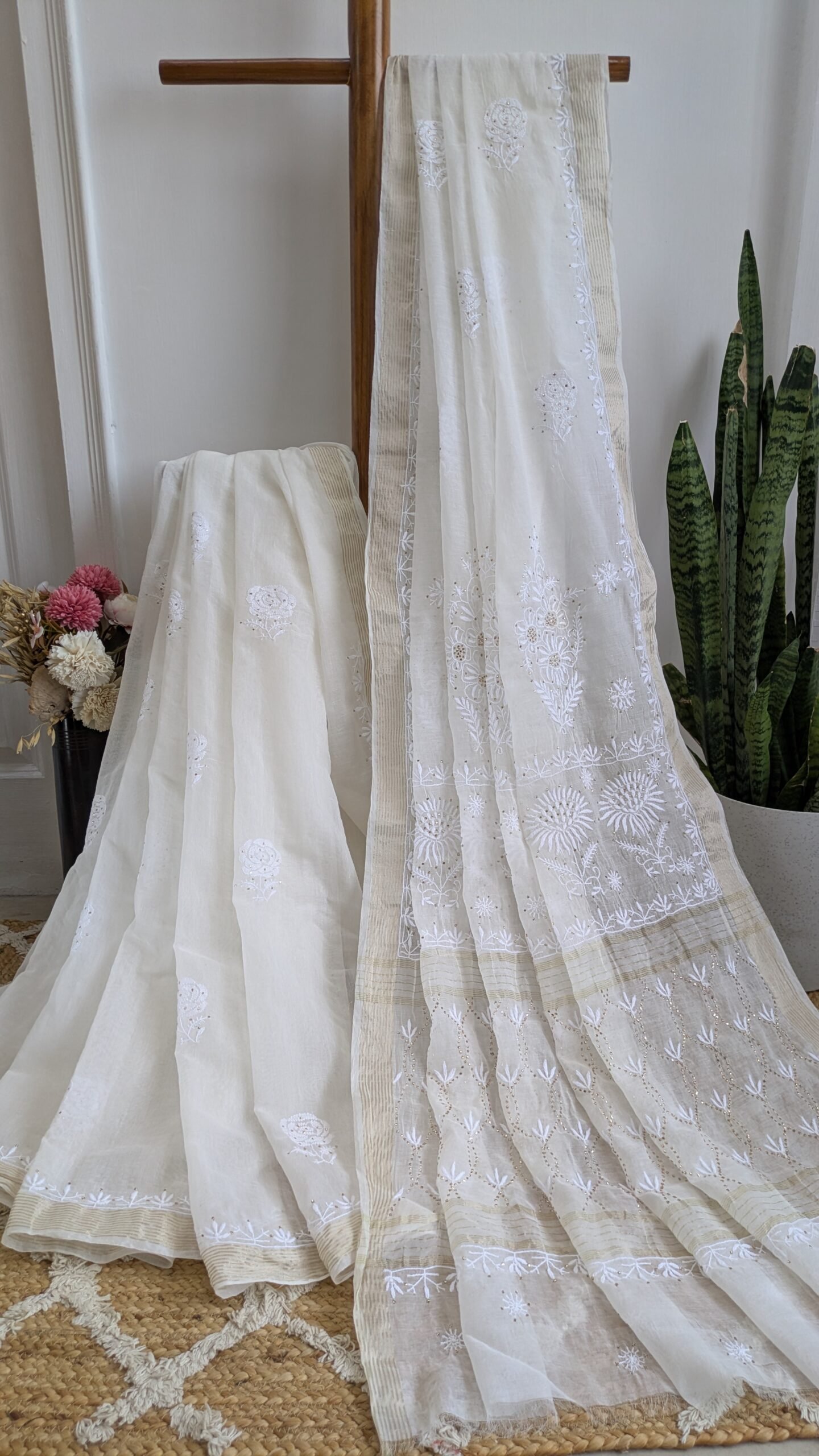 "MEHAK" MUL CHANDERI CHIKANKARI SAREE ADORNED WITH KASAB WORK