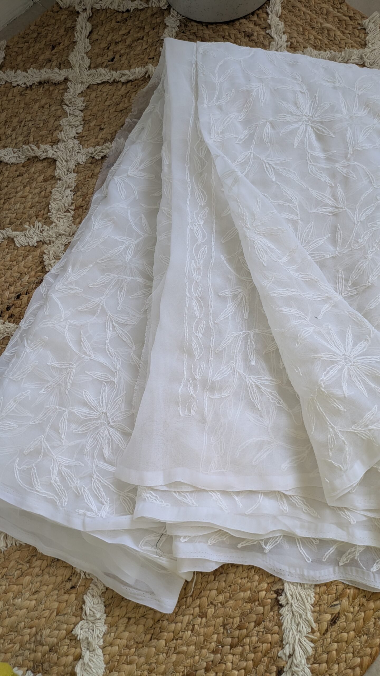 "Bela" white georgette chikankari saree with tepchi work - Image 3
