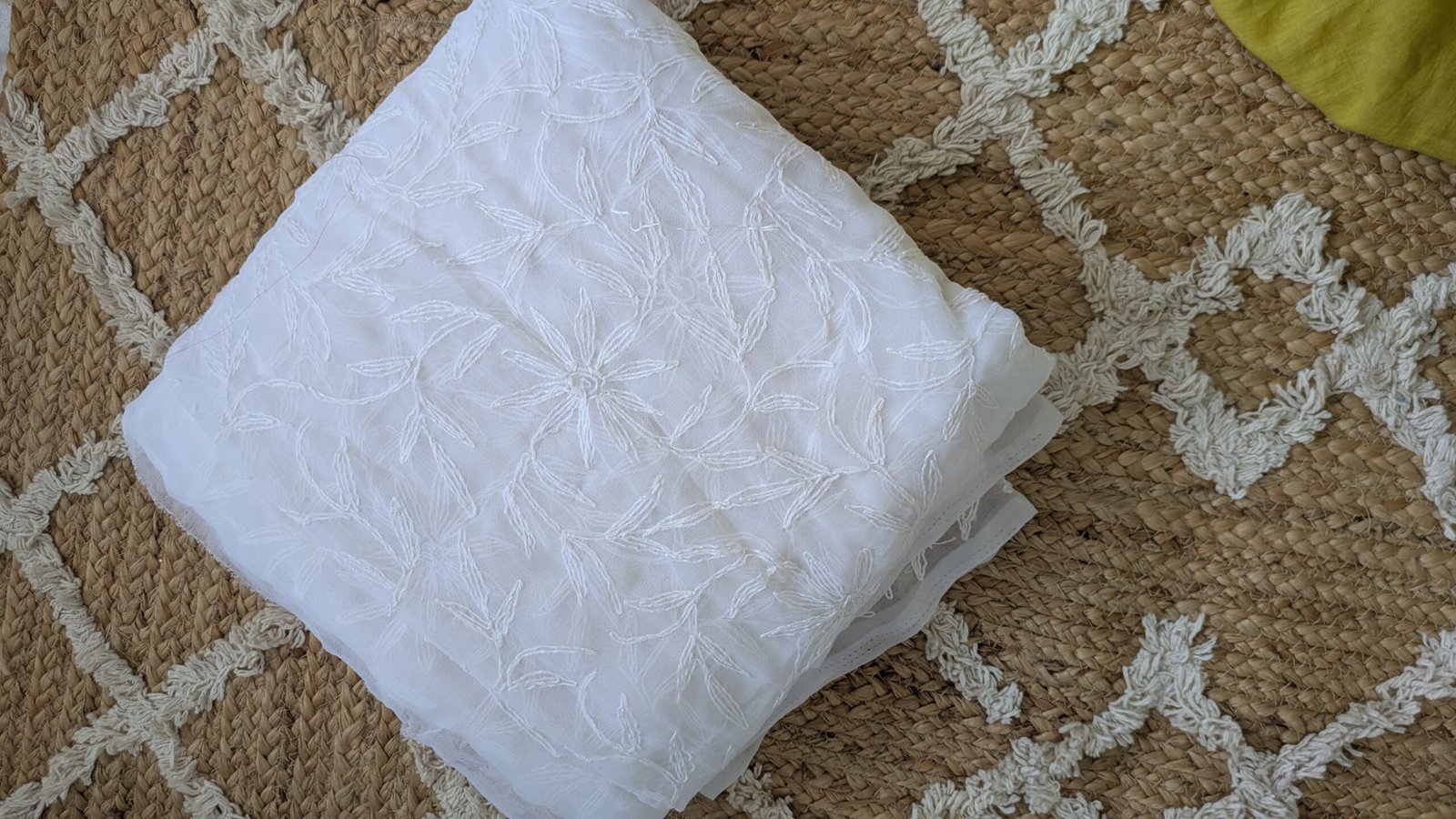 "Bela" white georgette chikankari saree with tepchi work - Image 2